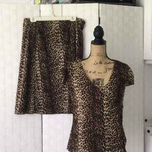 Woman’s Two Piece Skirt & Top by I.N.  Studio Animal Print with Sequins  #597
